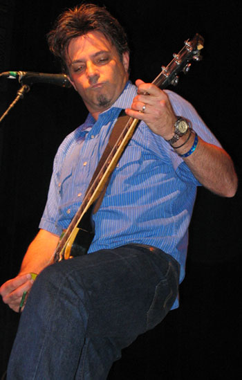 Johnny Hickman