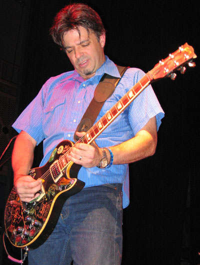 Johnny Hickman